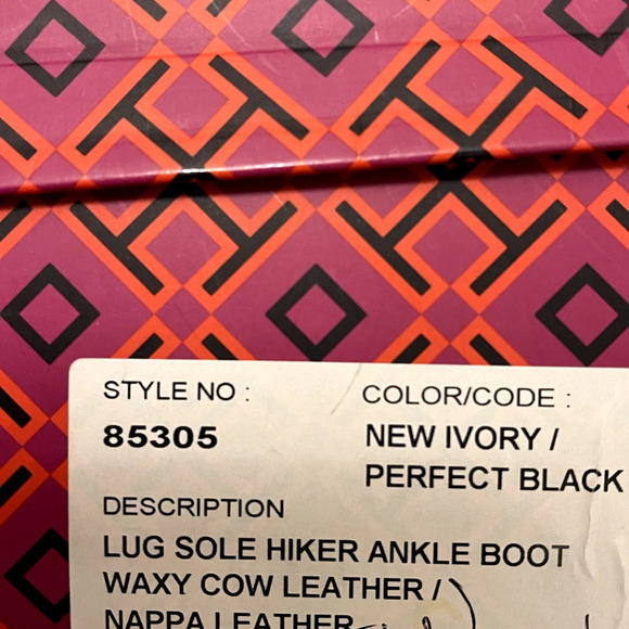 TORY BURCH LUG SOLE HIKER ANKLE BOOT WAXY COW LEATHER / NAPPA SIZE 6 NWB - Picture 8 of 11
